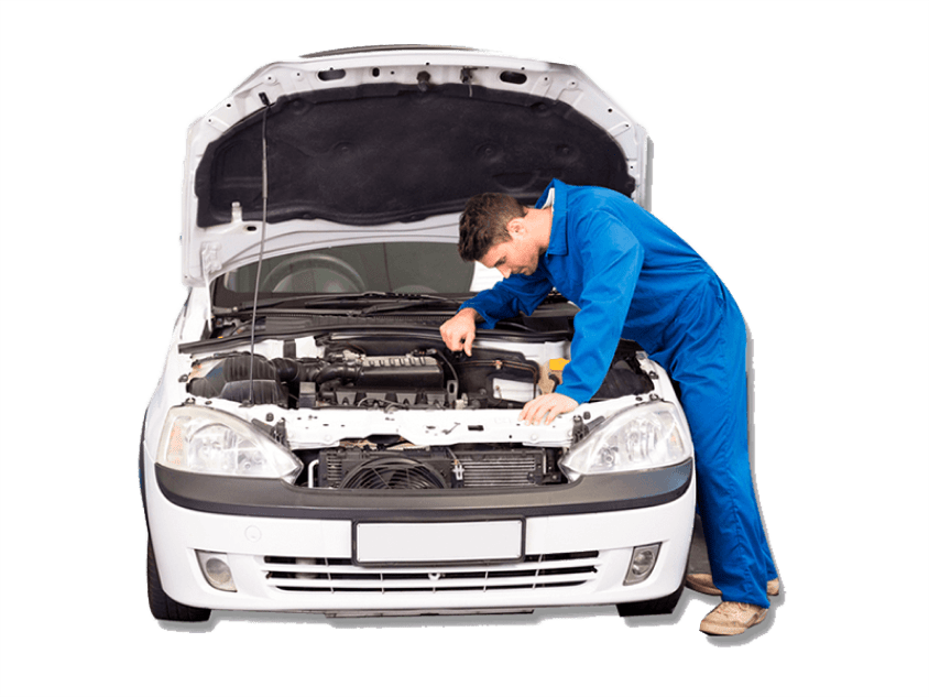 mecanico mirando carro talleres santa eulalia